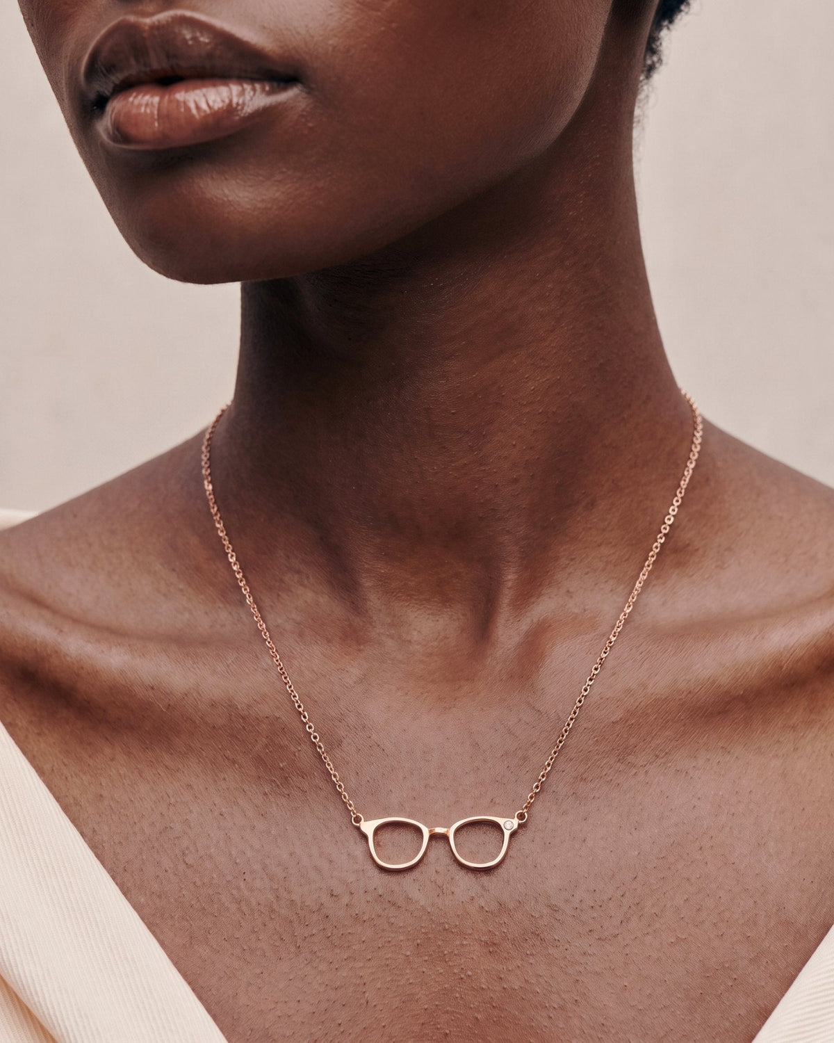 The Choti 18K gold glasses necklace with a diamond by House of Rednam