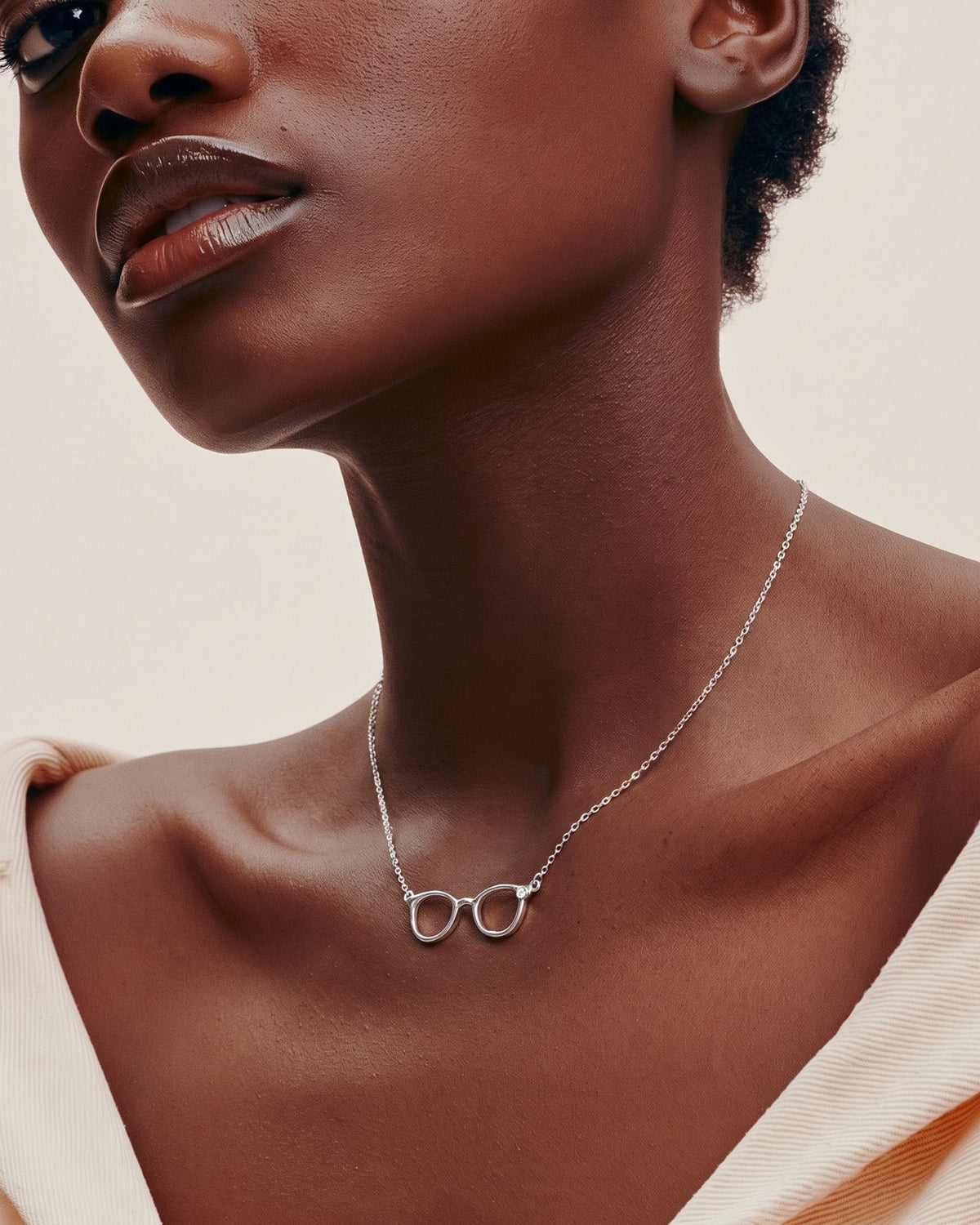 The Choti sterling silver glasses necklace with a diamond by House of Rednam