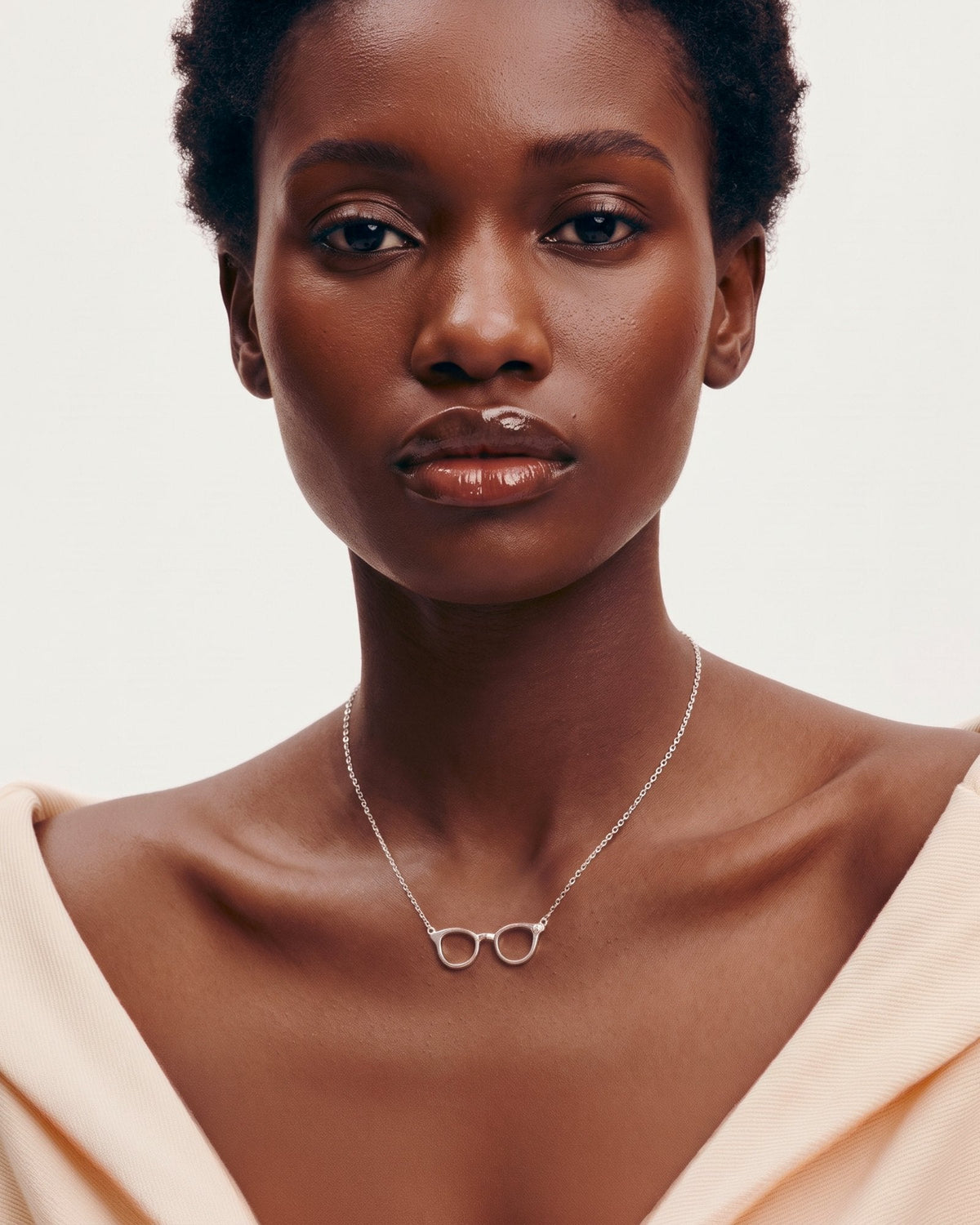 The Choti sterling silver glasses necklace with a diamond by House of Rednam